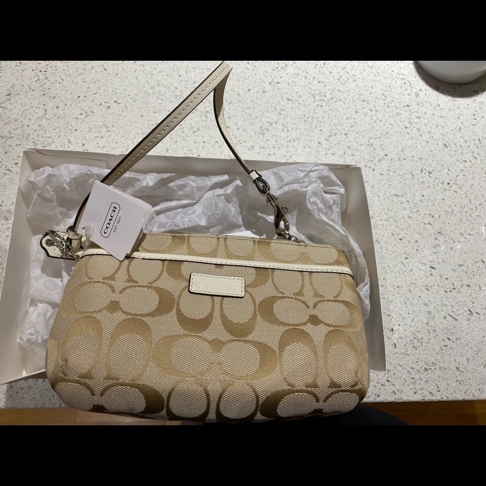 New with tags Taupe Coach wristlet